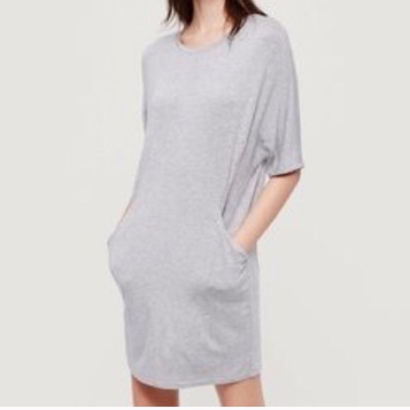 Lou & Grey Dresses & Skirts - Lou & Grey dolman sleeve jersey dress